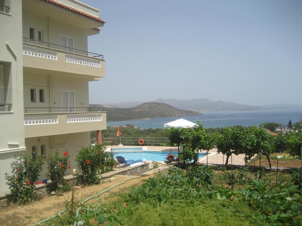 Stelios Apartments Istro Exterior photo