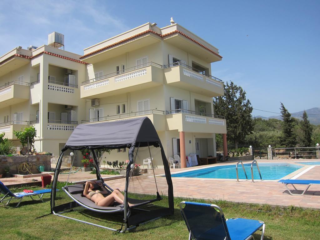 Stelios Apartments Istro Exterior photo